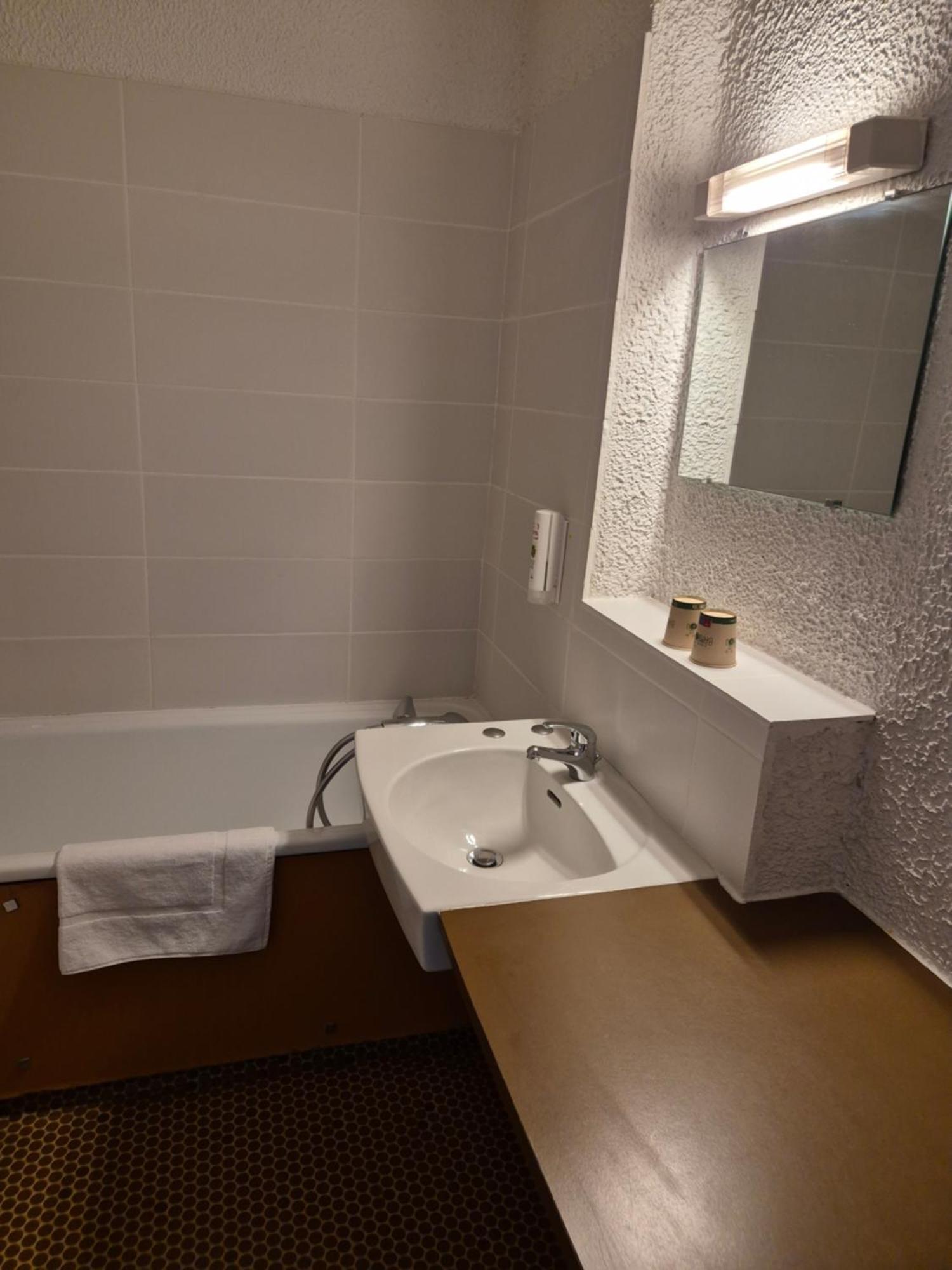 Hotel Le Challans Zewnętrze zdjęcie